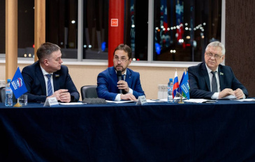 Андрей Осадчук: «В 2023 году партийцы организовали и провели в Нягани более 180 больших мероприятий»